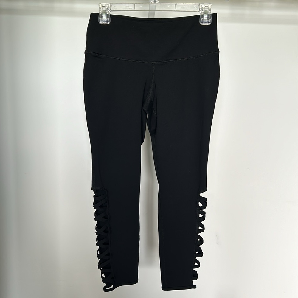 TORRID Active Black Lattice Detail Leggings Pants size 00 Medium/ Large - Picture 5 of 15